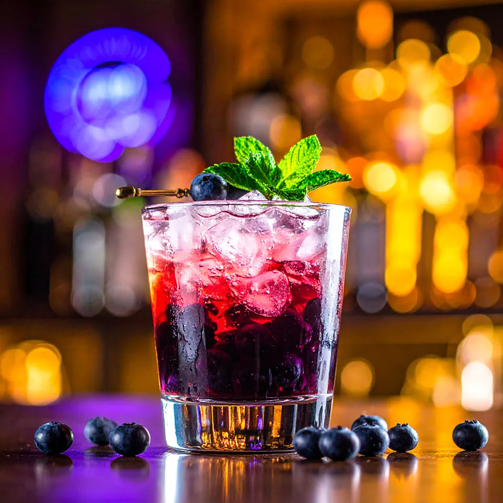 Blueberry Smash Whisky Cocktail